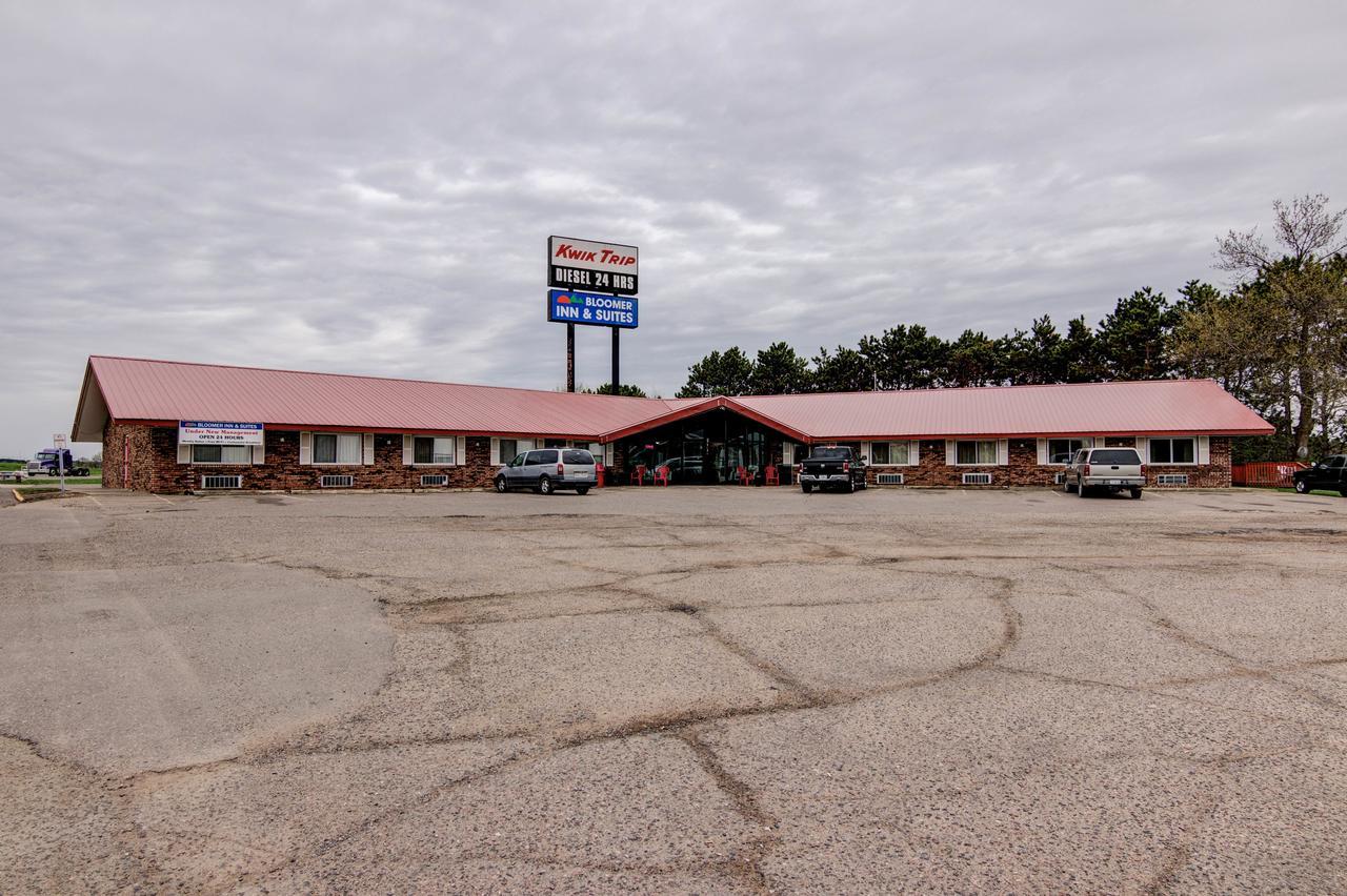 Bloomer Inn & Suites Esterno foto